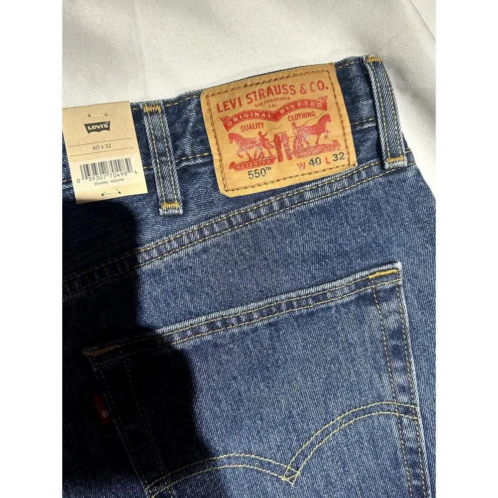NWT 550 Levis size 40 waist 32 leg MSRP‎ $69.50